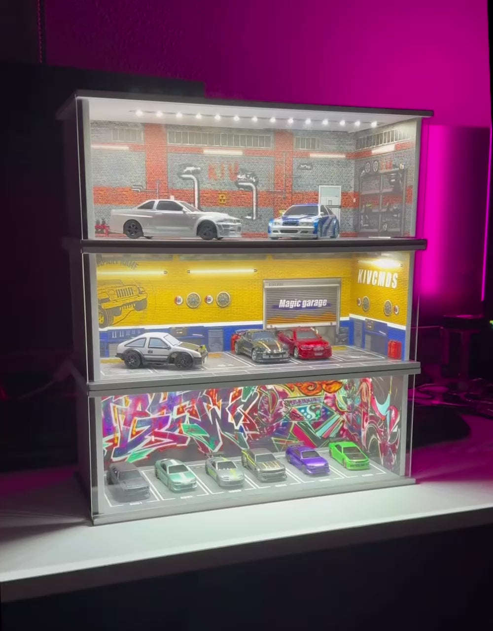 Tuner Vault ™ LED RC Display Box 1/64